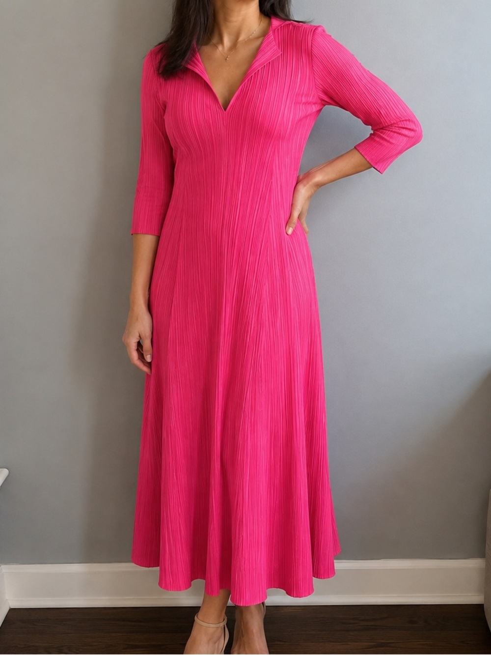 Sharis & Diba Hot Pink Pleated Maxi Dress Stretchy V-Neck 3/4 Sleeve